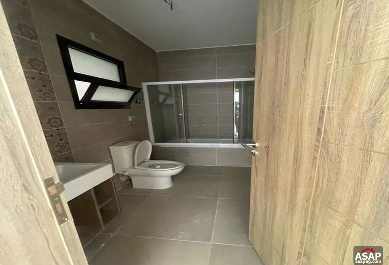 Apartment for Rent in Fifth Square Apartment for Rent in Fifth Square