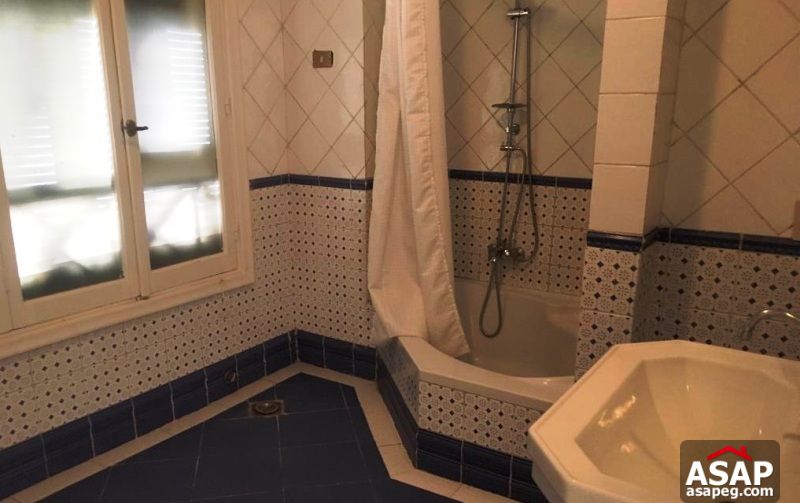 Villa with Garden for Rent in Katameya Heights