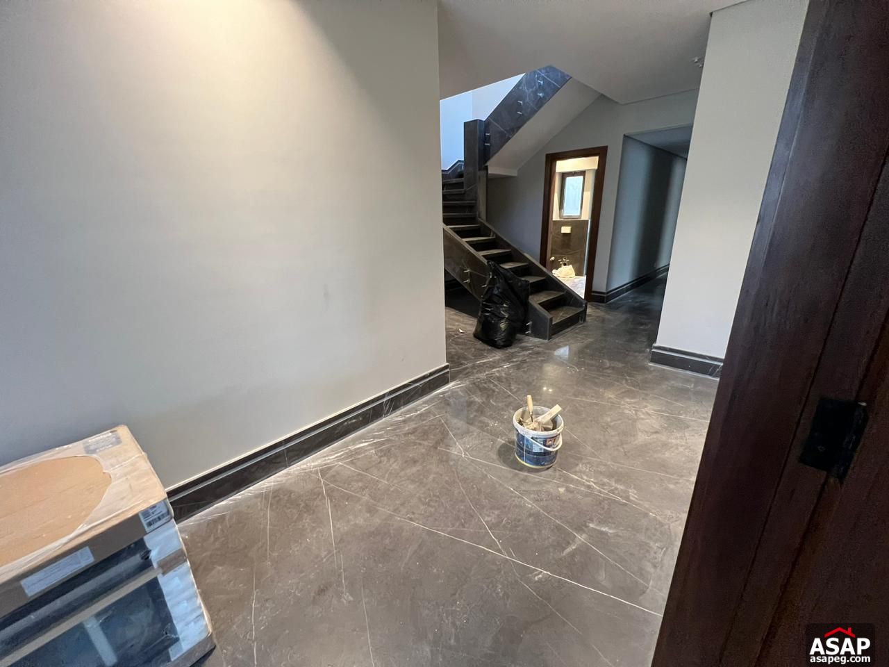 Penthouse for Rent in Lake View Residence Penthouse for Rent in Lake View Residence