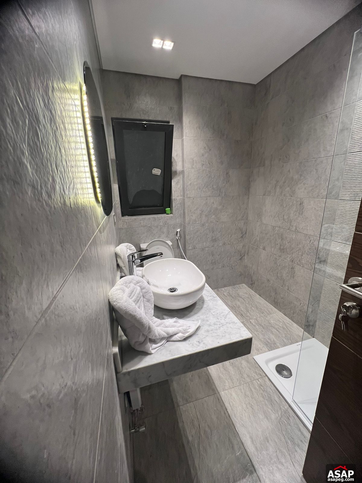 Fully Furnished Apartment in Lake View Residence Fully Furnished Apartment in Lake View Residence