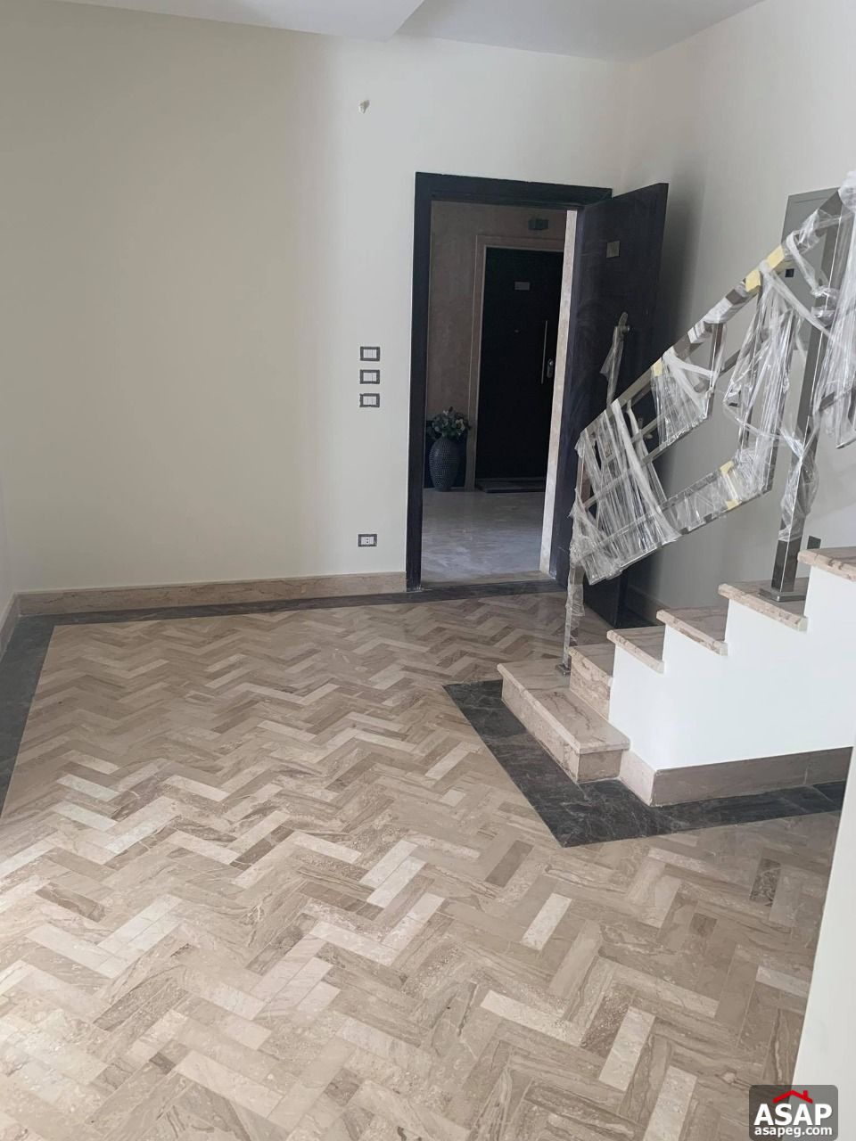 Duplex with Garden for Rent in Eastown