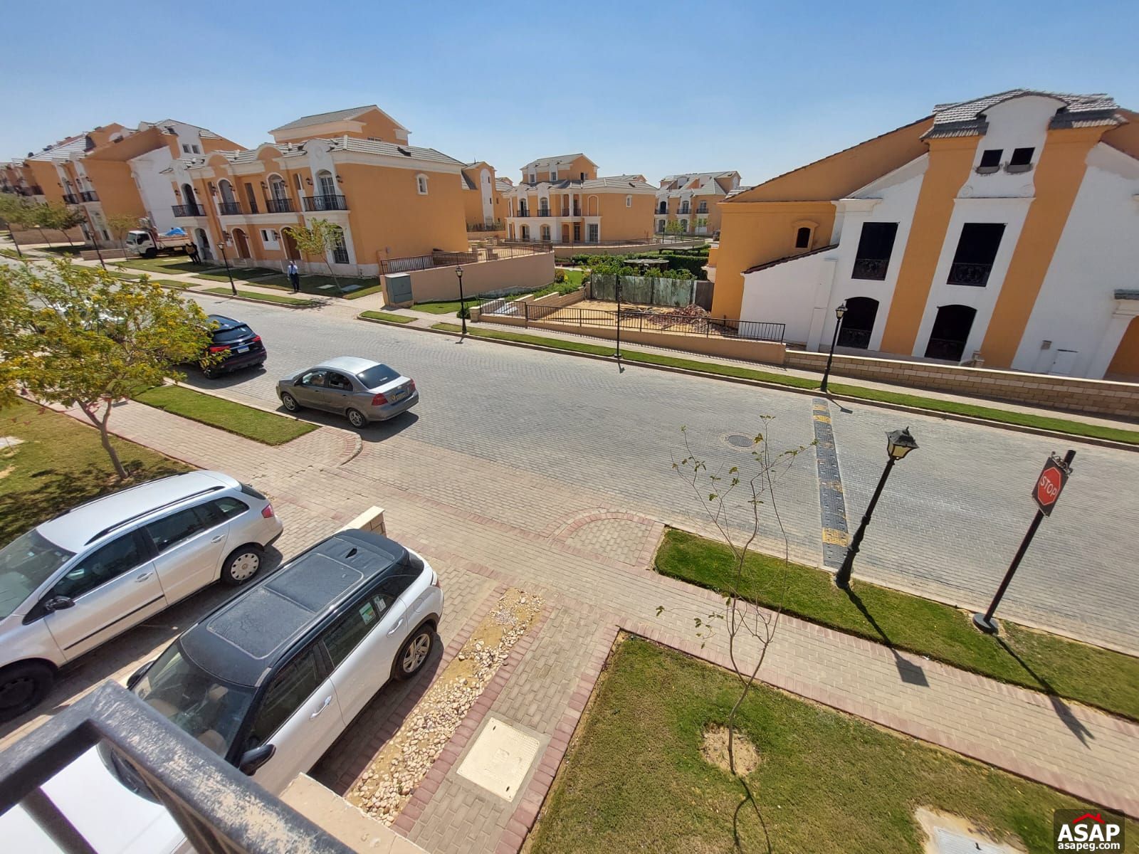 Twin House for Sale in Layan Sabbour Twin House for Sale in Layan Sabbour