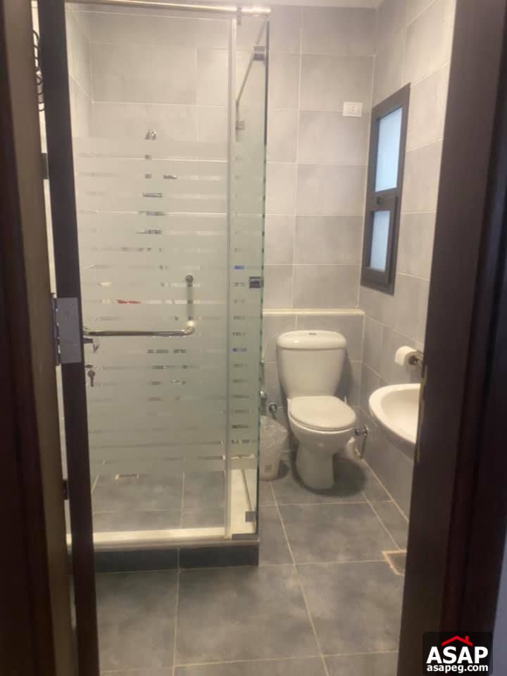 Apartment for Rent in Courtyard Compound Apartment for Rent in Courtyard Compound