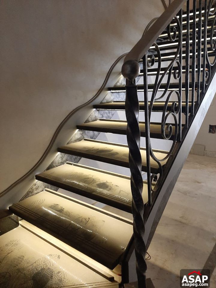 Duplex for Rent in Village Gate