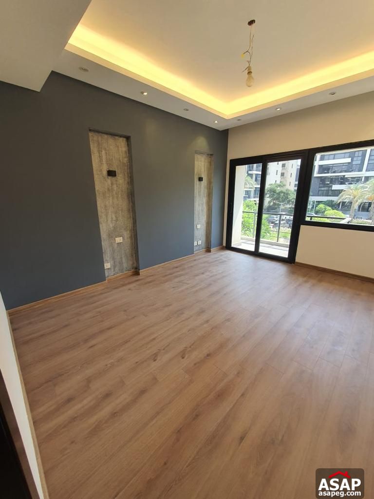 Semi Furnished Apartment for Rent in The WaterWay