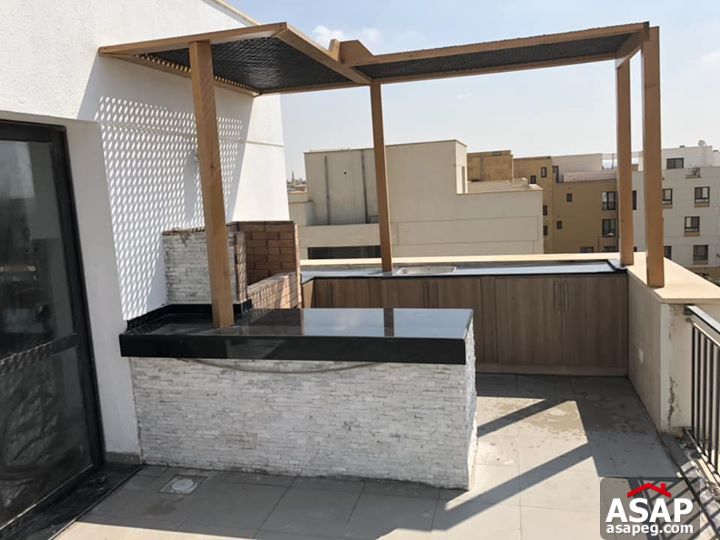 Studio with Roof for Rent in Westown Studio with Roof for Rent in Westown
