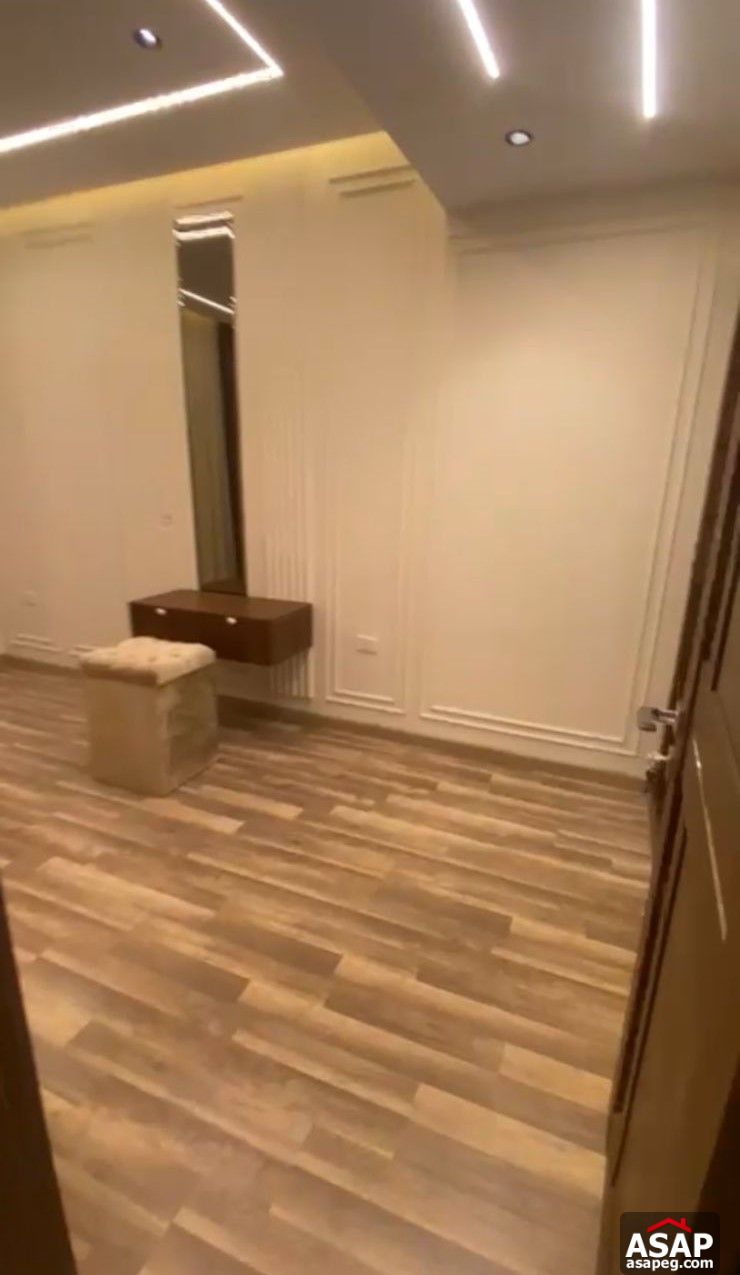 Furnished Apartment for Rent in Hyde Park Furnished Apartment for Rent in Hyde Park