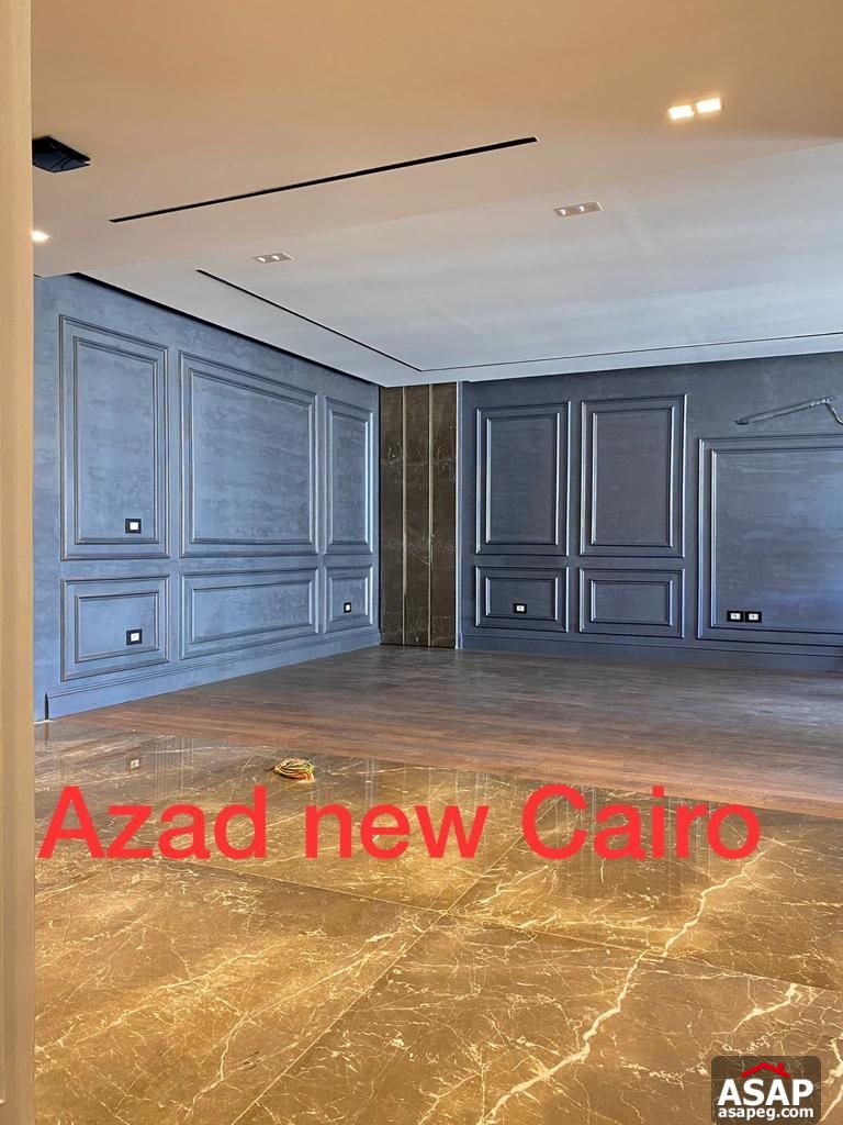 Apartment for Sale in Azad Compound