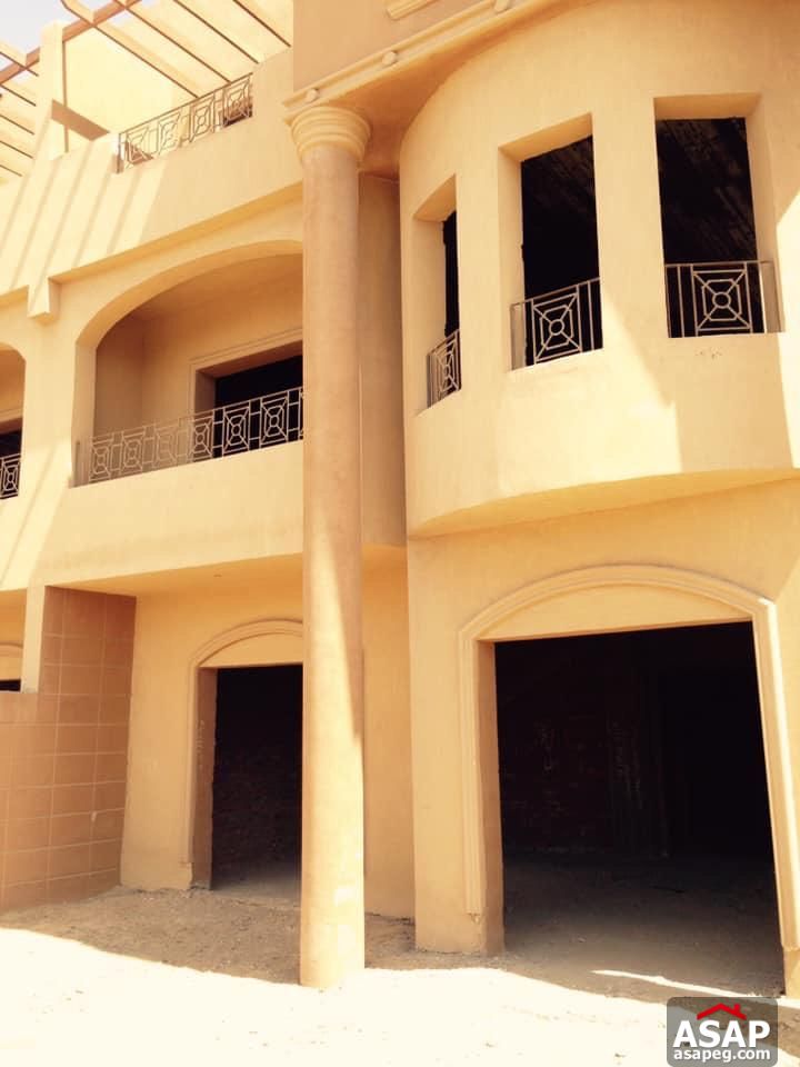 Twin House for Sale in Moon Valley 2 - New Cairo Twin House for Sale in Moon Valley 2 - New Cairo