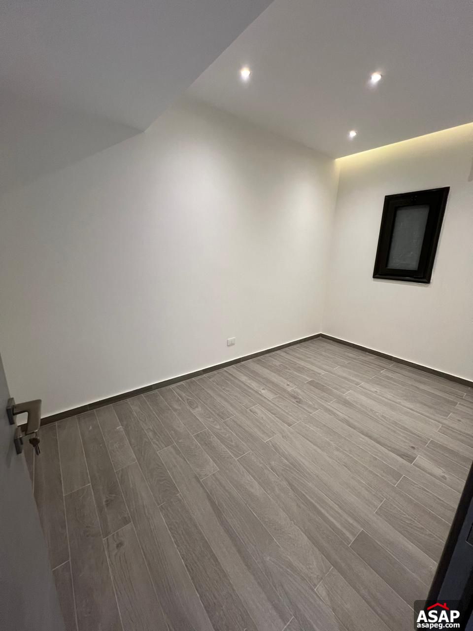 Semi Furnished Apartment for Rent in Lake View Residence Semi Furnished Apartment for Rent in Lake View Residence