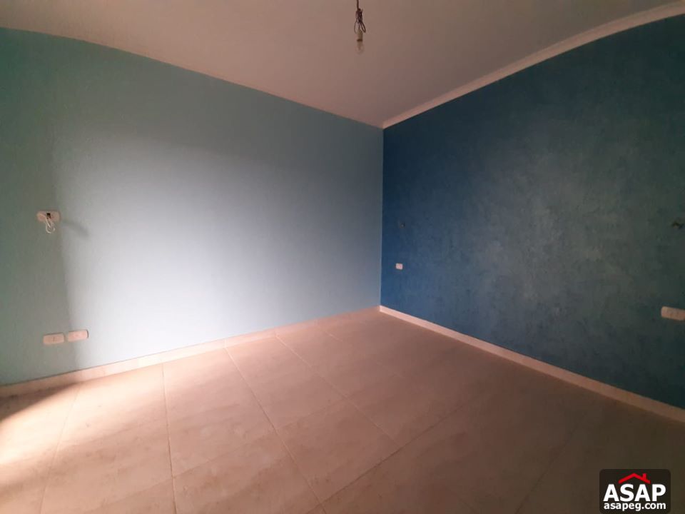 Duplex for Rent in Village Gate