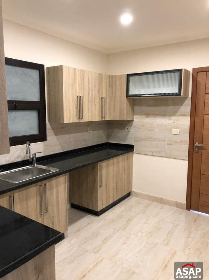 Flat for Rent in Eastown Sodic