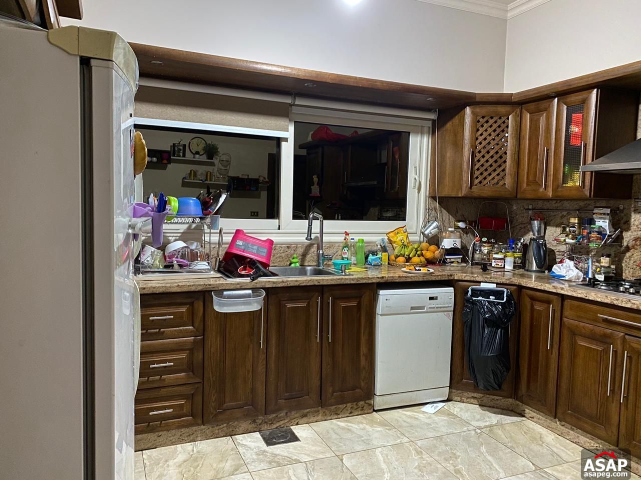 Stand ALone Villa for Sale in Zizinia Gardens