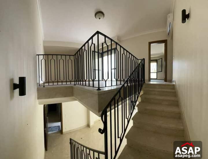 Duplex with Garden for Rent in Eastown Duplex with Garden for Rent in Eastown