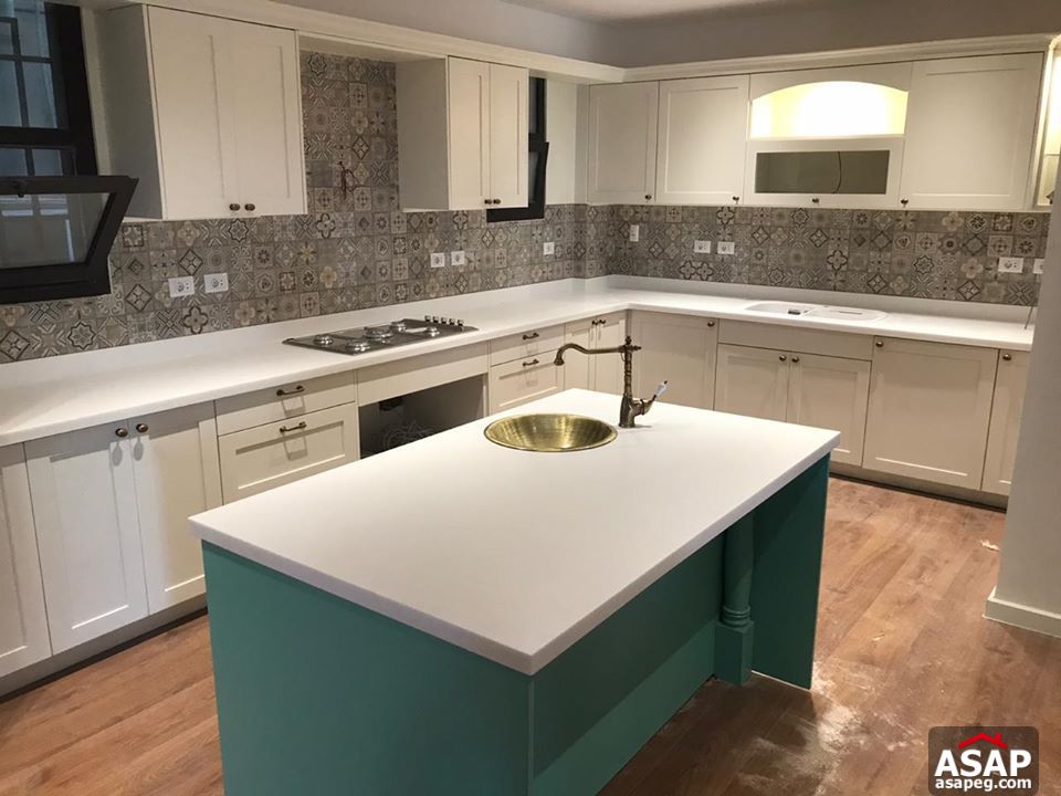 Duplex with Garden for Rent in Eastown