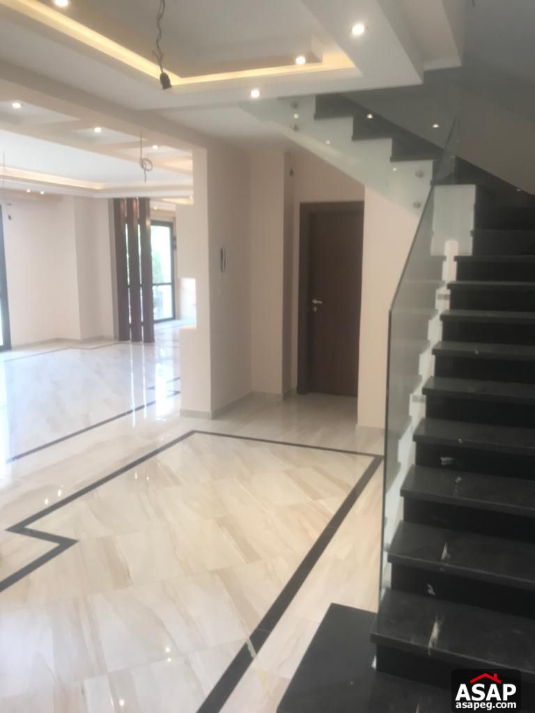 Duplex with Garden for Rent in Eastown Sodic