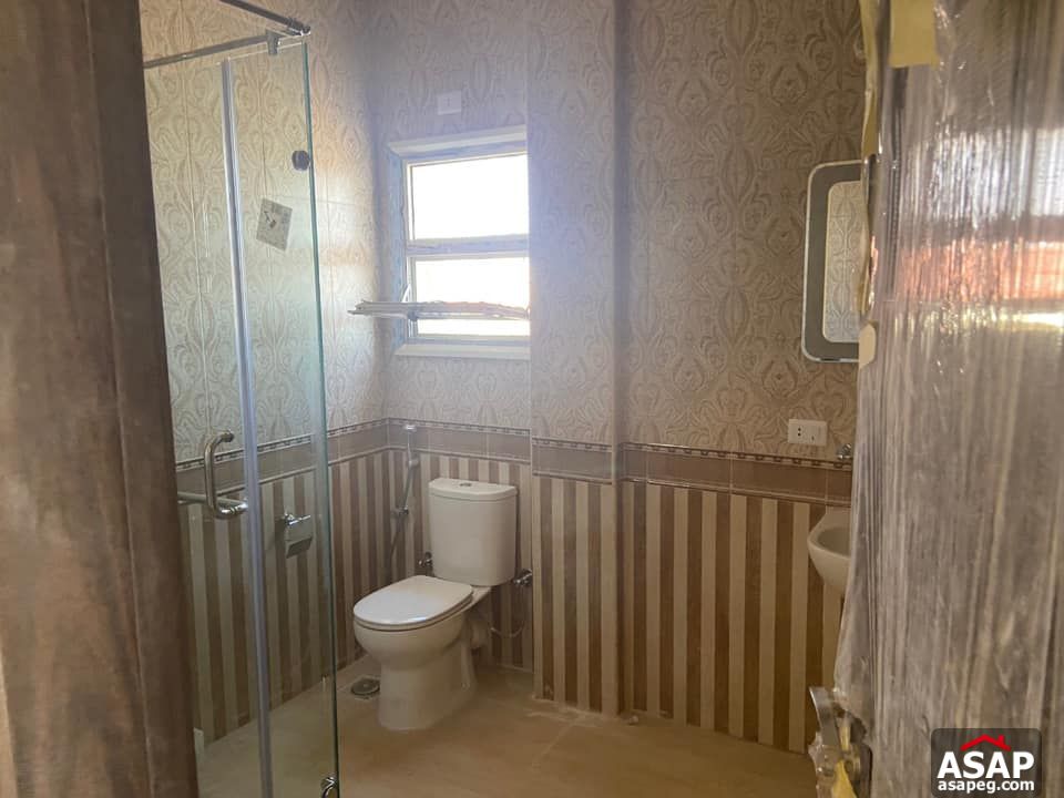 Town House for Rent in Les Rois Town House for Rent in Les Rois