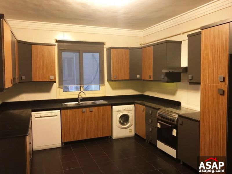 Apartment for Rent in West Golf Apartment for Rent in West Golf