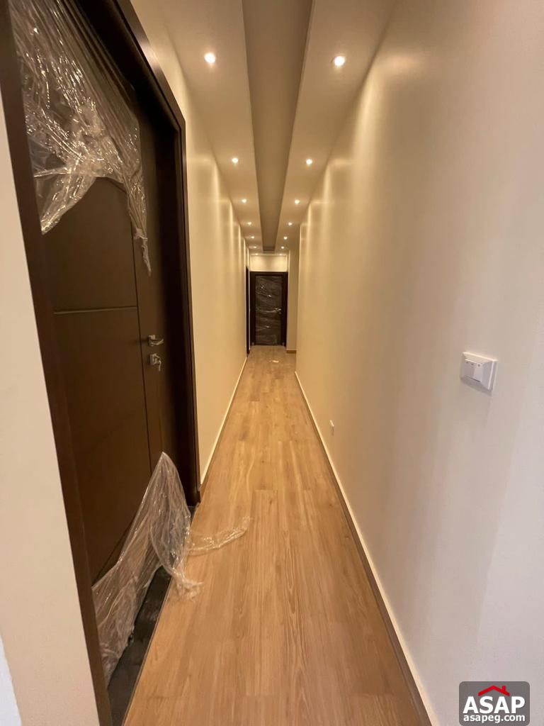 Apartment with Garden for Rent in Eastown Apartment with Garden for Rent in Eastown