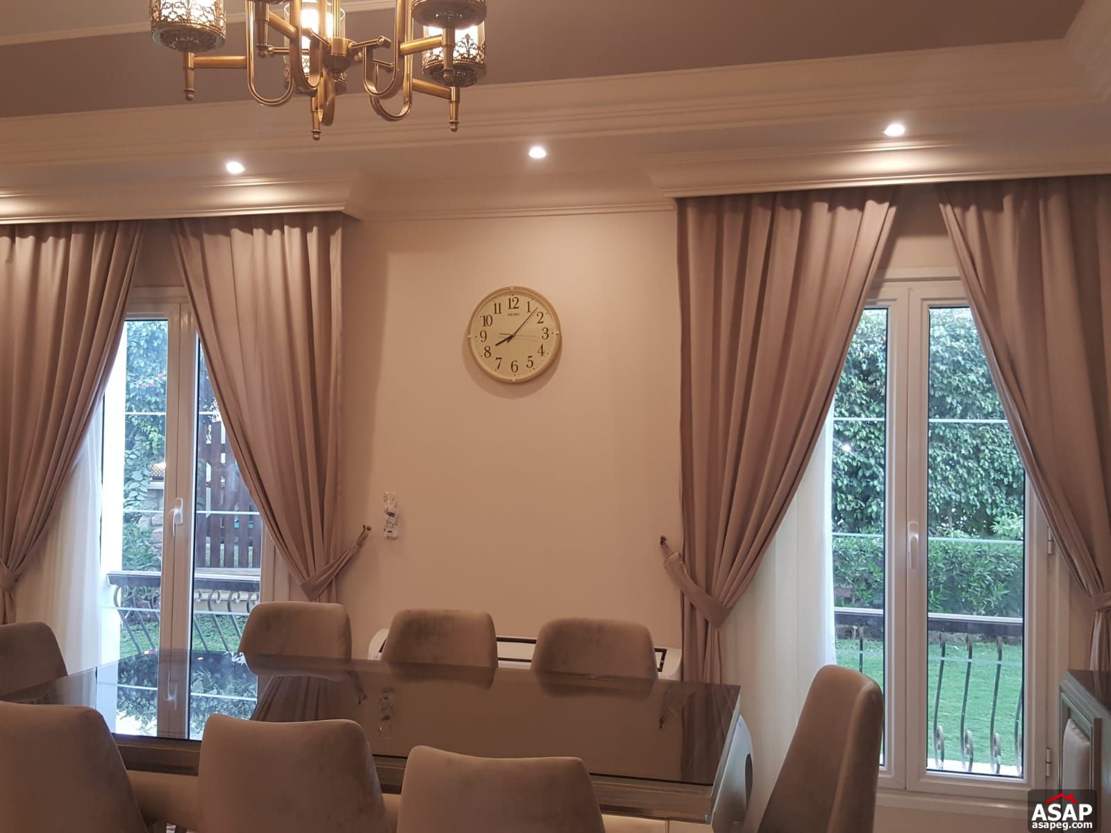 Fully Furnished I Villa for Rent in Hyde Park Fully Furnished I Villa for Rent in Hyde Park