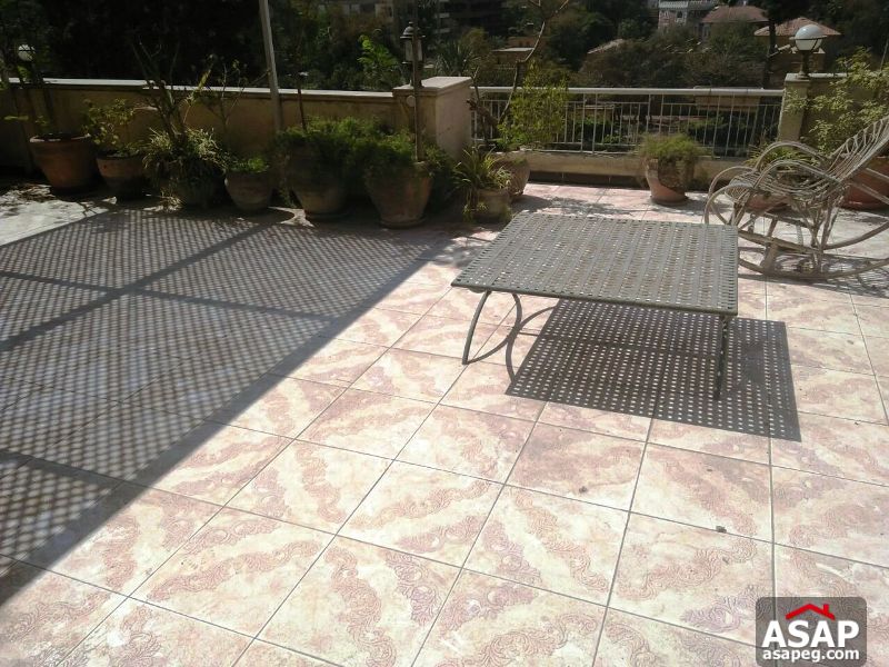 Furnished Roof for Rent in Sarayat EL Maadi
