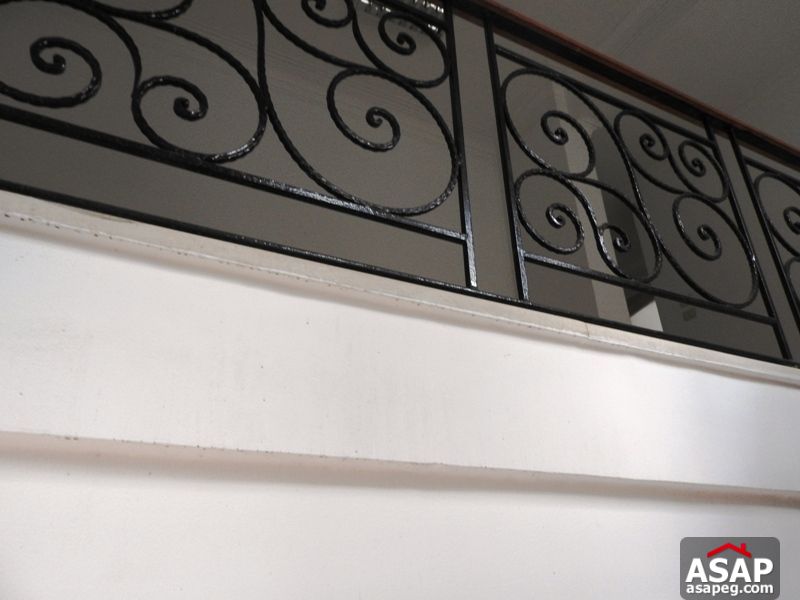 Villa with Big Garden in Katameya Residence