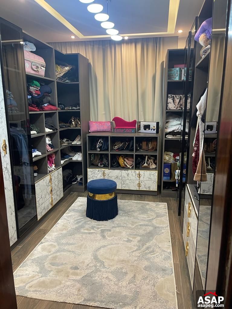 Apartment for Sale in Taj City Compound Apartment for Sale in Taj City Compound