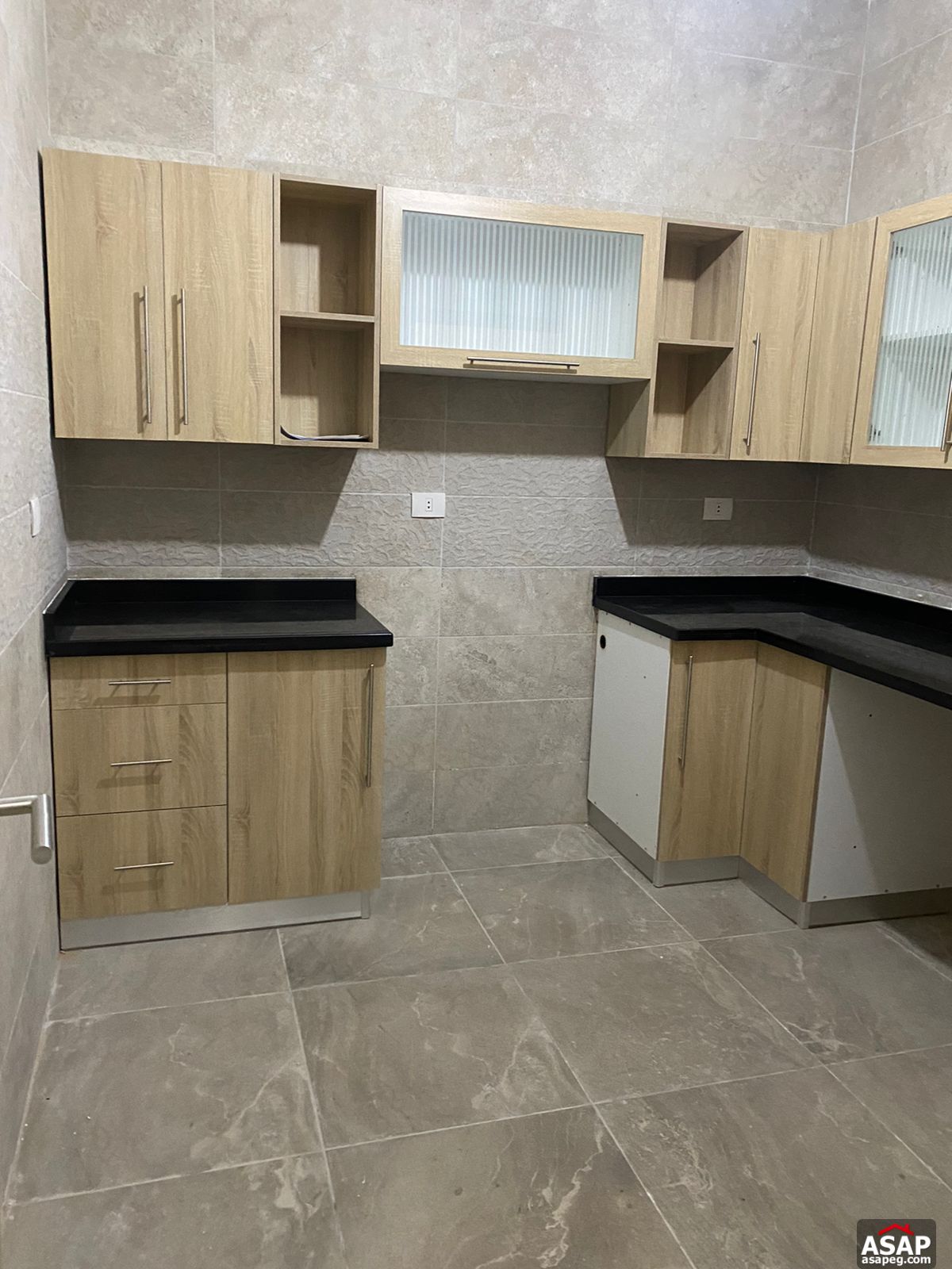 Apartment for Rent in Fifth Square