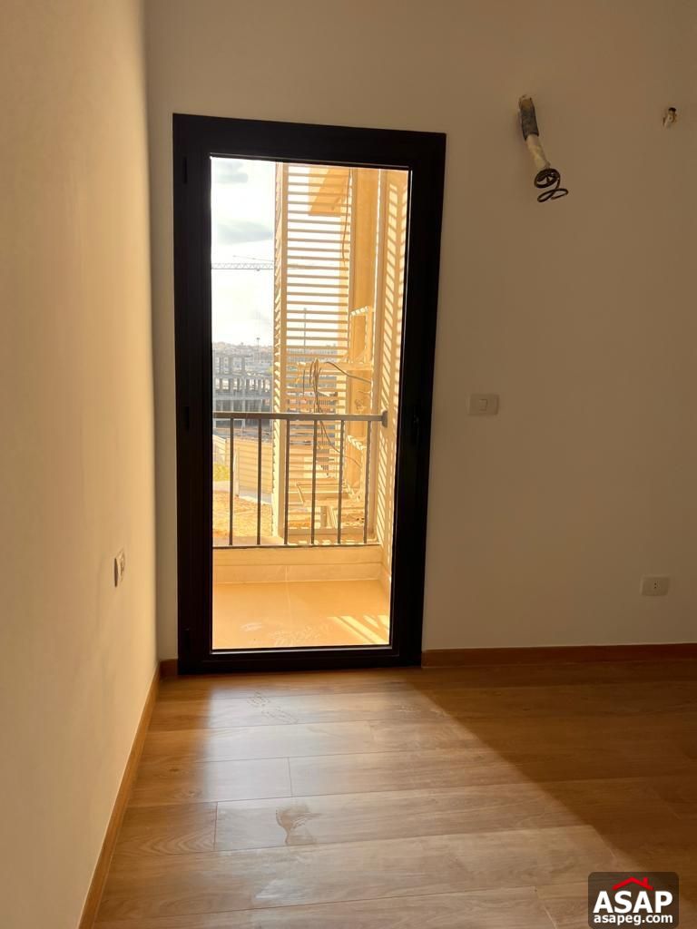 Finished Apartment for Sale in Fifth Square Finished Apartment for Sale in Fifth Square