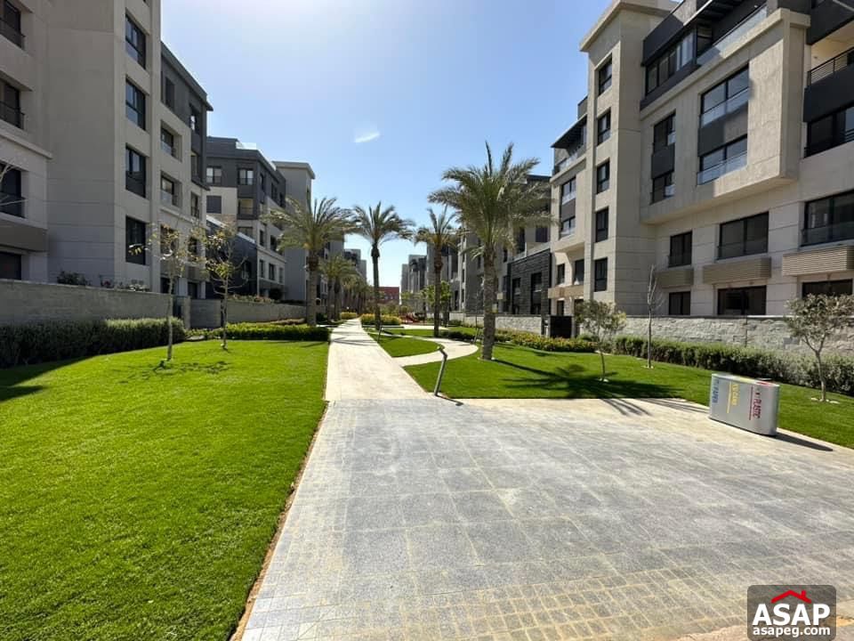 Apartment with Private Pool for Rent in Trio Gardens Apartment with Private Pool for Rent in Trio Gardens