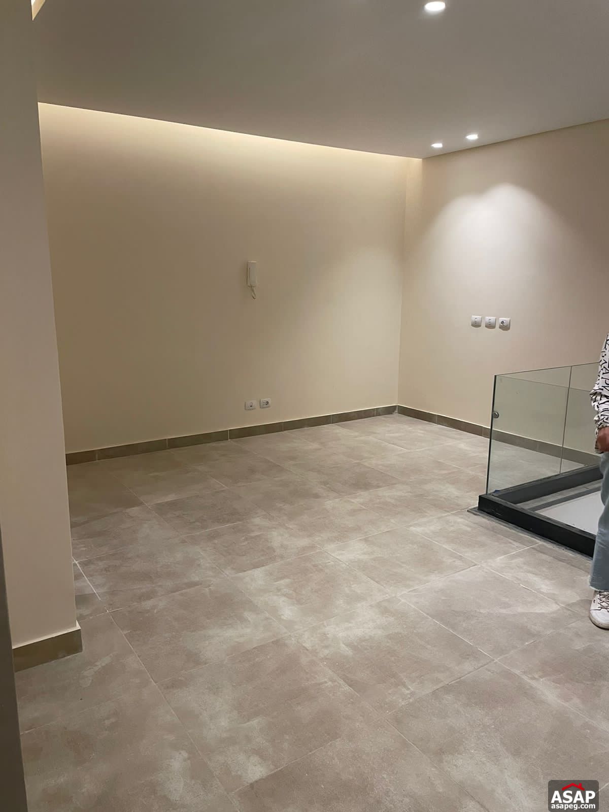 Duplex with Garden for Rent in Trio Gardens Duplex with Garden for Rent in Trio Gardens