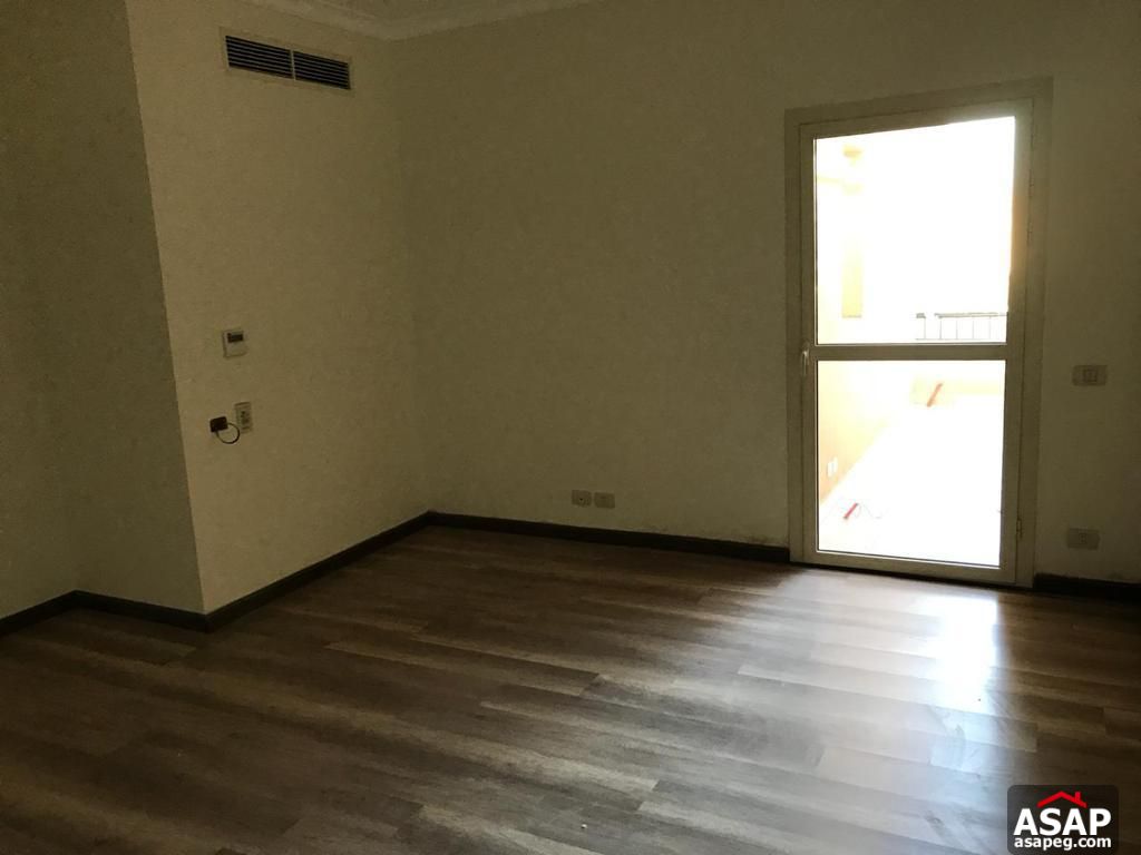 Town House for Rent in Stone Park Town House for Rent in Stone Park