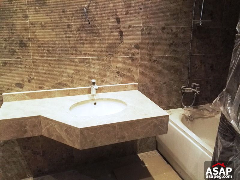 Apartment for Sale in West Golf Apartment for Sale in West Golf