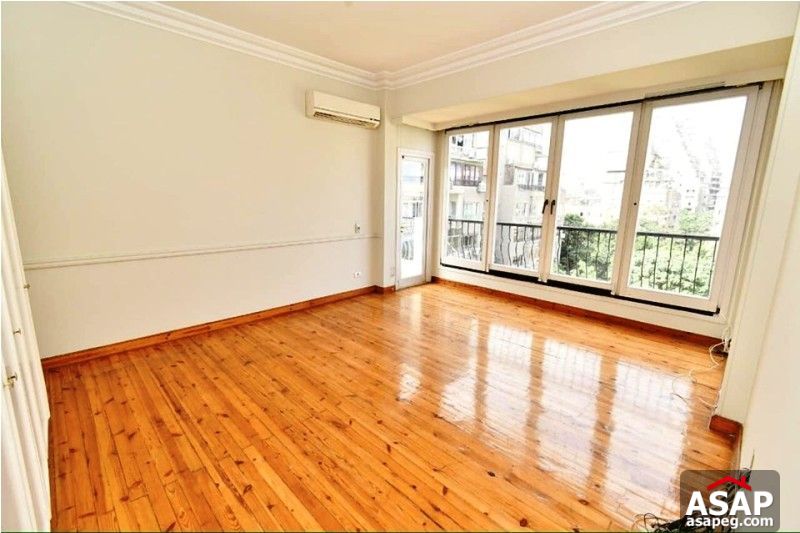 Flat with Nila View for Rent in Zamalek Flat with Nila View for Rent in Zamalek