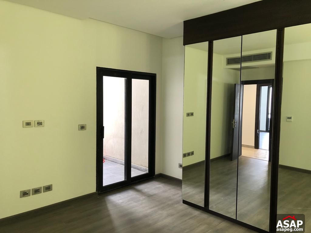 Apartment for Rent in The WaterWay Compound Apartment for Rent in The WaterWay Compound