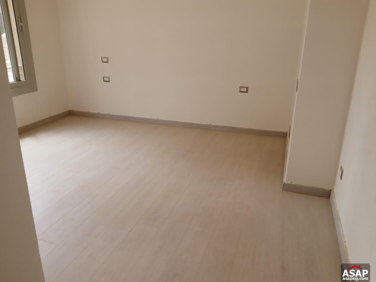 Ground Floor for Rent in Village Gate Ground Floor for Rent in Village Gate