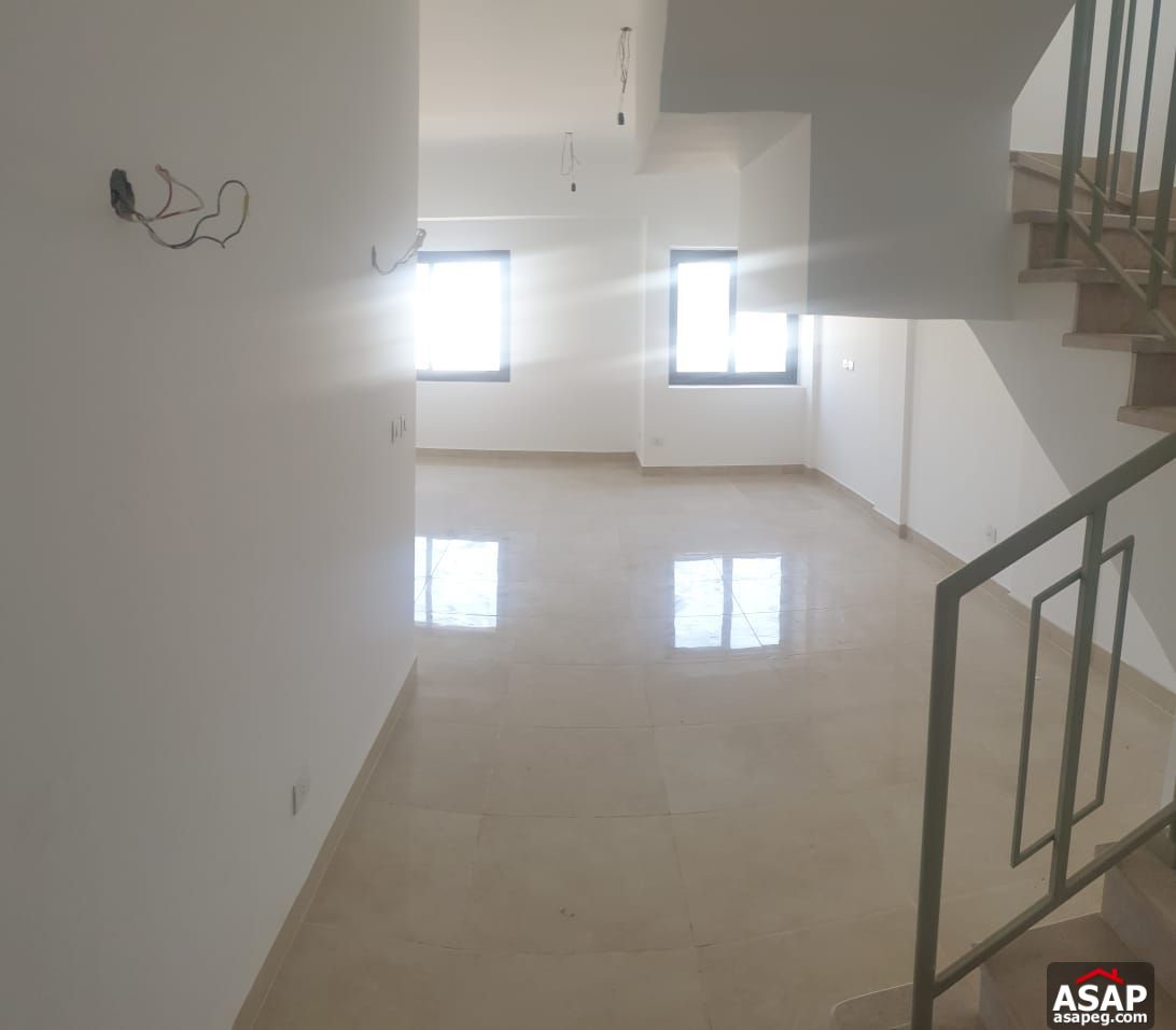 Penthouse for Rent in Fifth Square