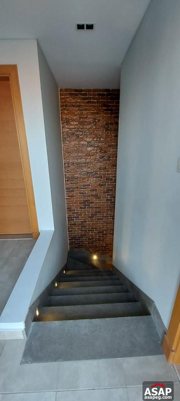 Duplex for Rent in Eastown Sodic