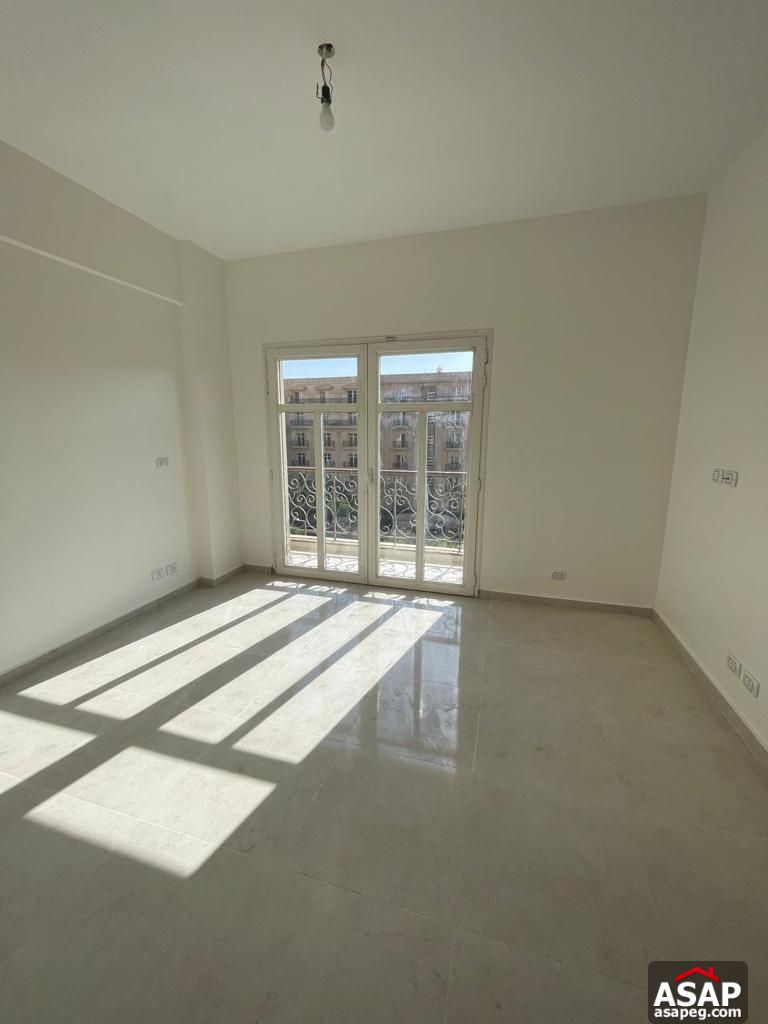 Apartment with Landscape View for Rent in Hyde Park Apartment with Landscape View for Rent in Hyde Park