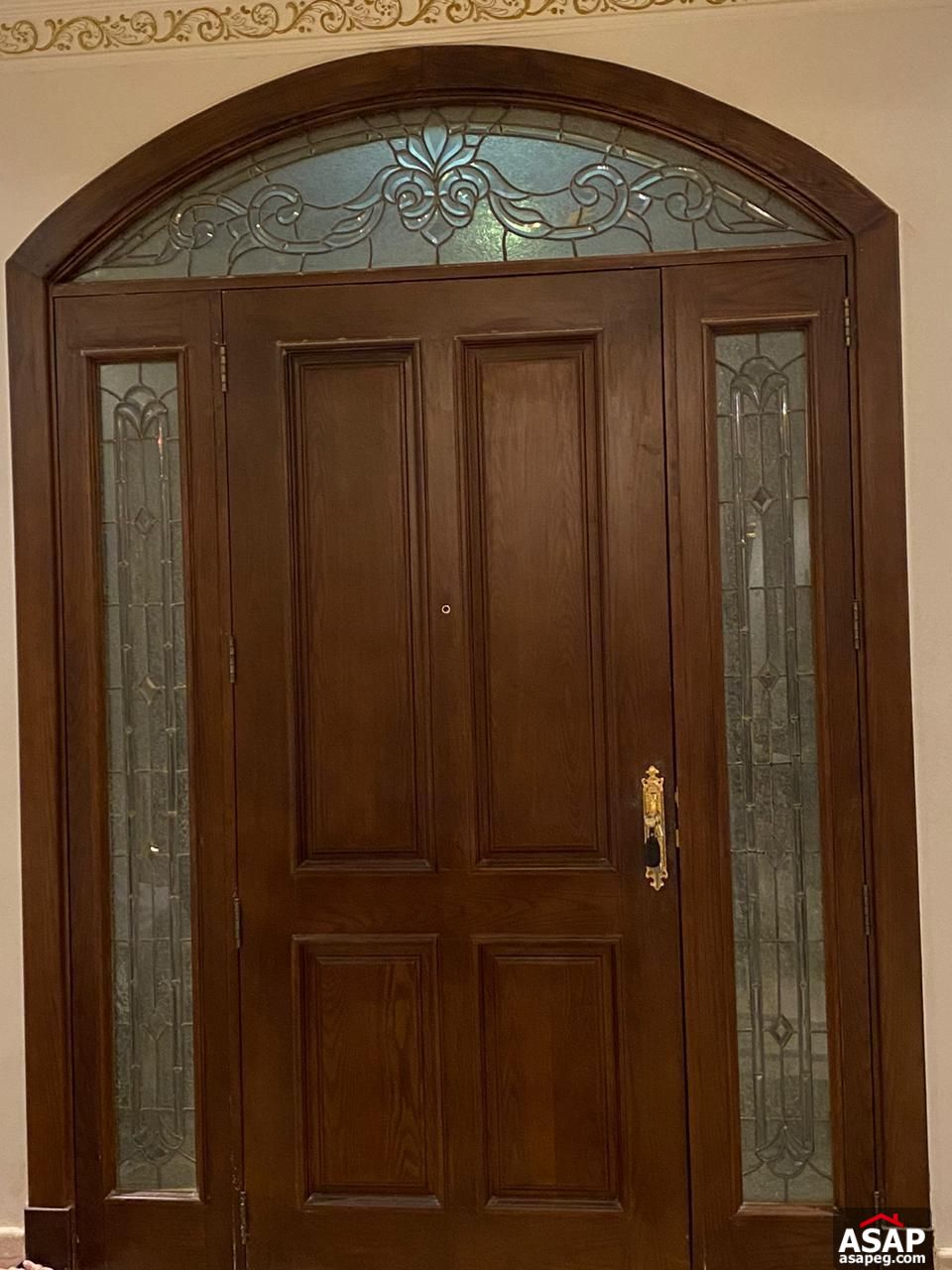 Stand ALone Villa for Sale in Zizinia Gardens