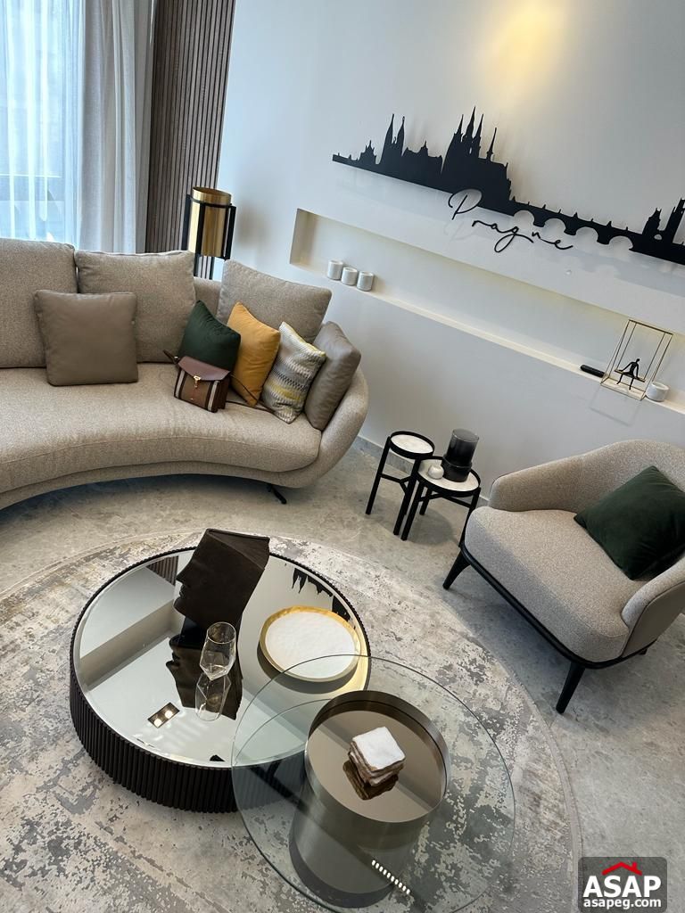 Furnished Apartment for Rent in Eastown Furnished Apartment for Rent in Eastown