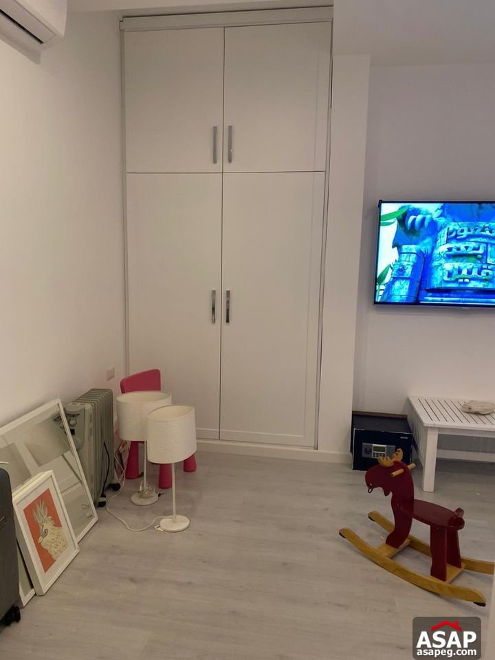 Ground Floor for Rent in Village Gate Ground Floor for Rent in Village Gate