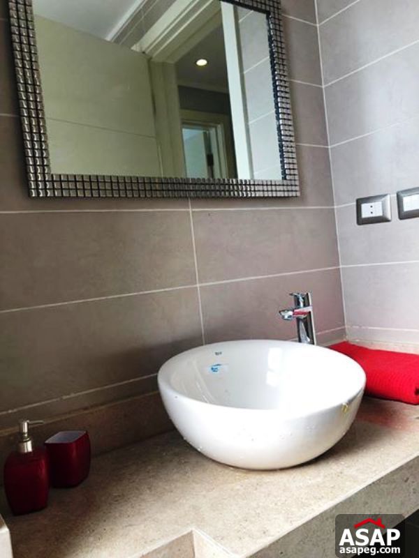 Modern Studio for Rent in Village Gate Modern Studio for Rent in Village Gate