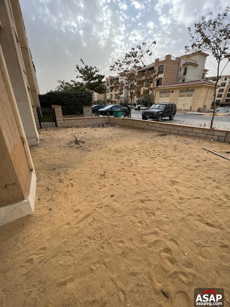 Ground Floor for Sale in Stone Residence