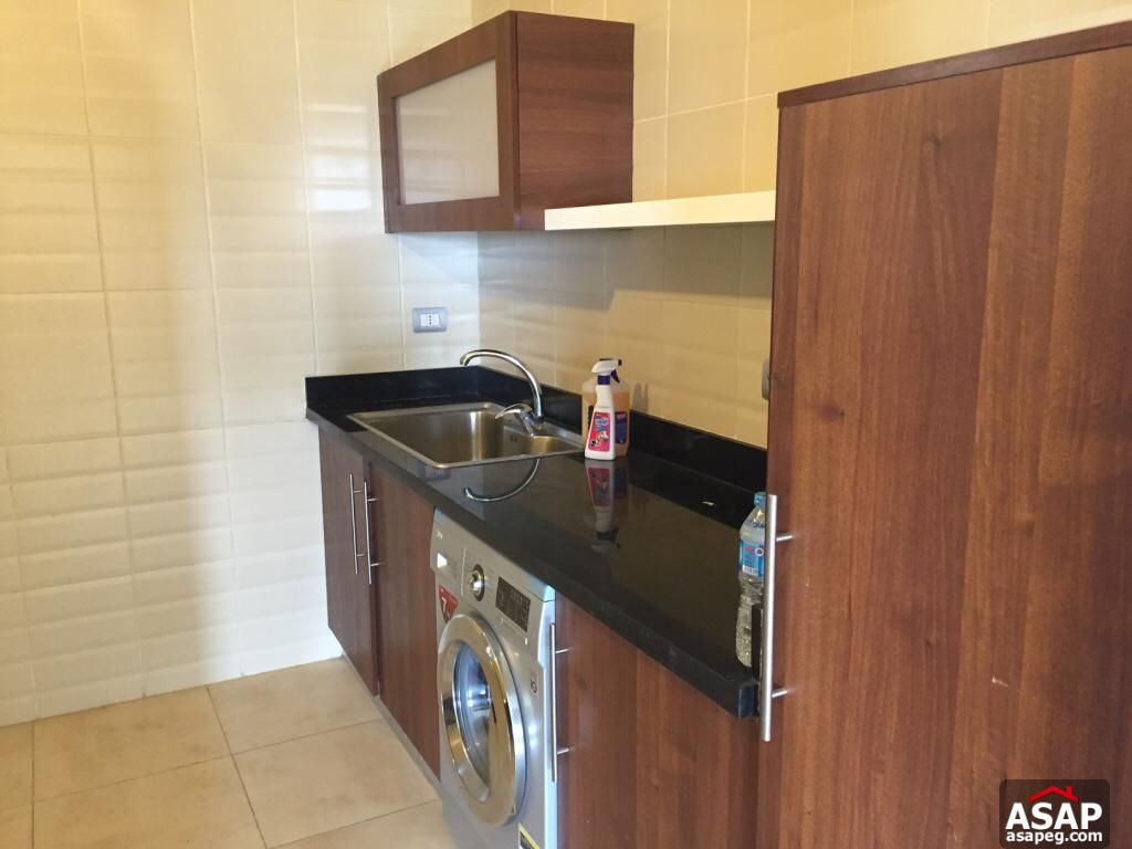 Apartment with Private Garden in The Village Palm Hills