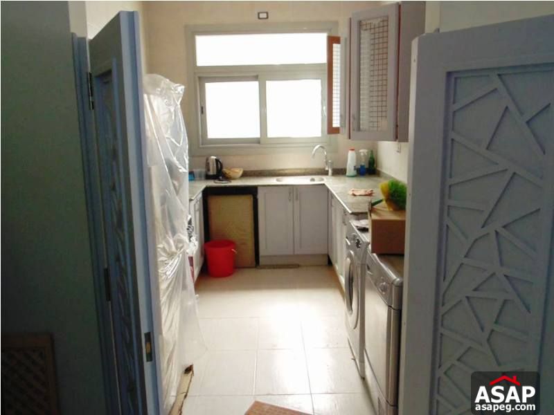 Studio with Garden for Rent in Village Gate Studio with Garden for Rent in Village Gate