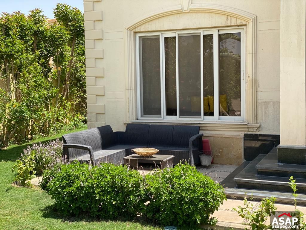 Stand ALone Villa for Sale in Zizinia Gardens