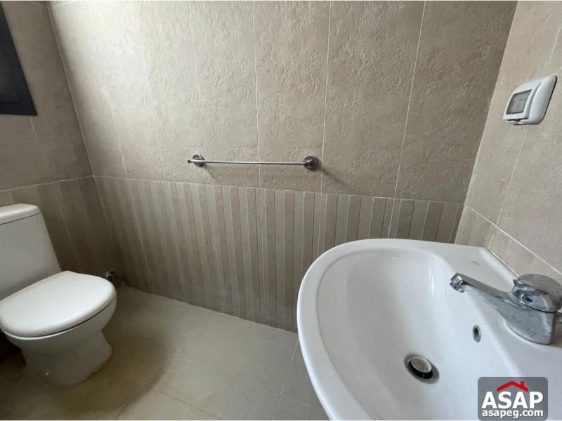 Penthouse for Sale in Fifth Square Penthouse for Sale in Fifth Square