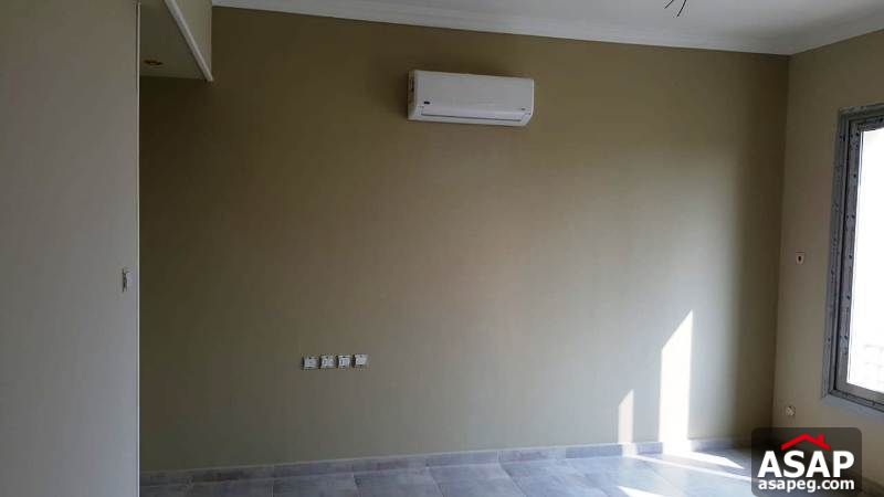 Penthouse for Rent in Village Gate Palm Hills Penthouse for Rent in Village Gate Palm Hills