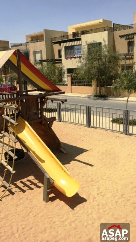 Furnished Villa with Garden for Rent in Allegria